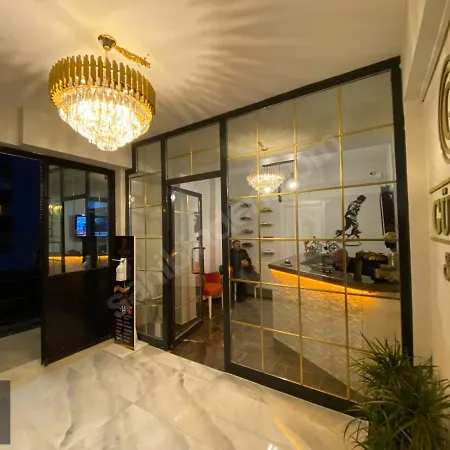 Ξενοδοχείο με διαμερίσματα Ana Gueney