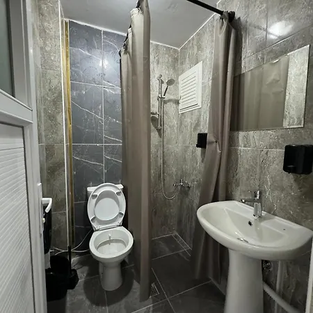 Ξενοδοχείο με διαμερίσματα Ana Gueney Nilufer